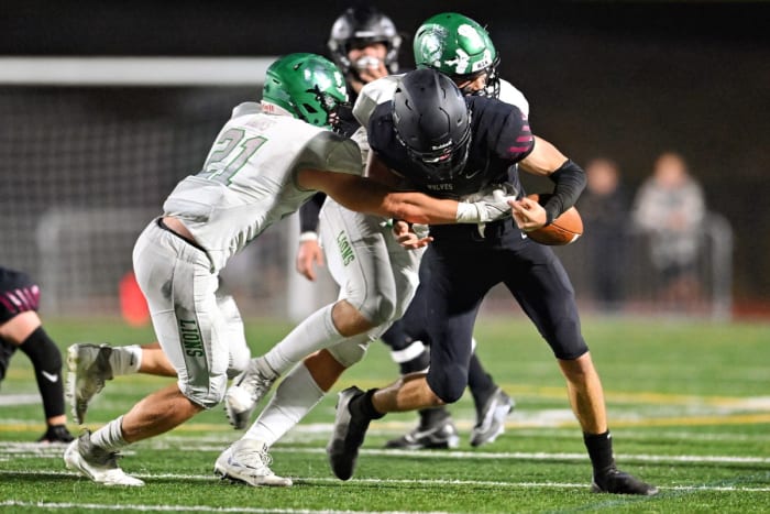 West Linn Tualatin football Oregon October 7 2022 Leon Neuschwander 51